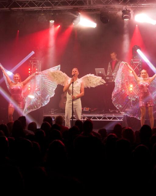 It's Friday, so we thought we would throwback to an epic night with @erasuretribute! 🎥

We created multiple promotional and social media videos from the night. It was made easy by such an amazing crowd and performace. 🎤

Do you need a promo video or social media content? We would like to hear your ideas. Click the link in the bio or DM us to tell us!