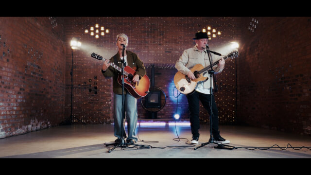 We thought we'd end the week with some amazing acoustic music on this guilty please track by @fade.acousticduo 🔥

They bring you some ABBA which we filmed at the sensational @theholfordestate 🎥

Need a new promotional video? Click the link in our bio to get started...